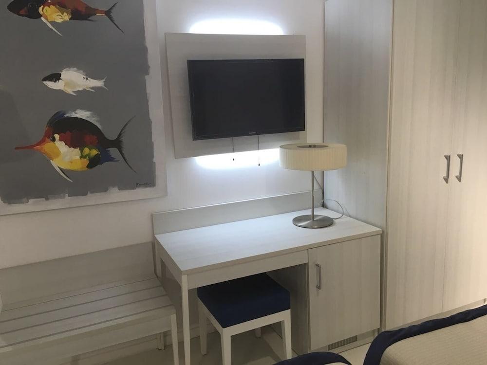 Hotiday Room Collection - Napoli Residenza Scarlatti المظهر الخارجي الصورة