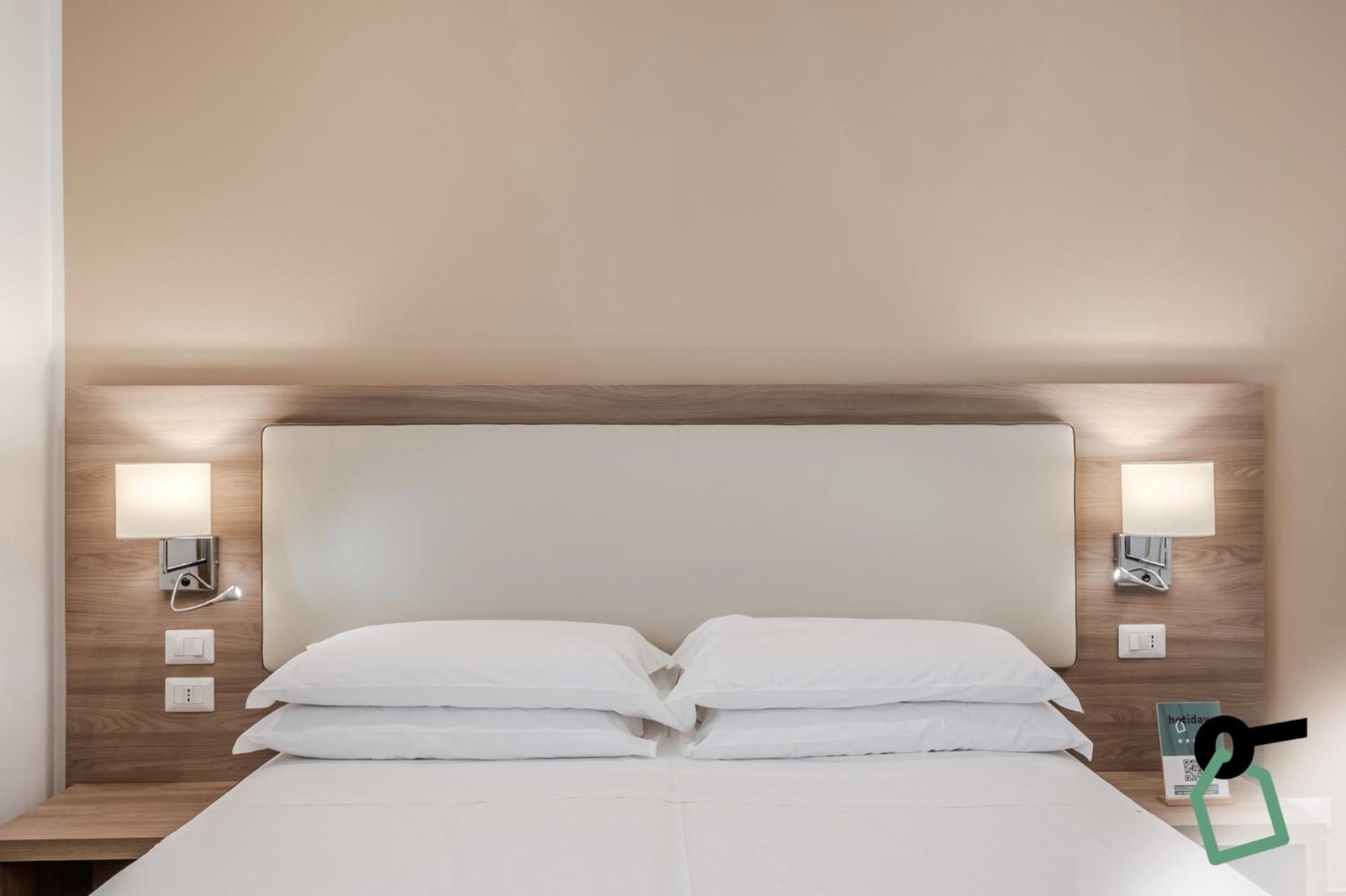 Hotiday Room Collection - Napoli Residenza Scarlatti المظهر الخارجي الصورة