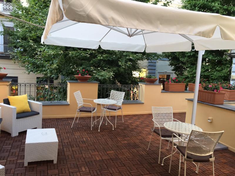 Hotiday Room Collection - Napoli Residenza Scarlatti المظهر الخارجي الصورة